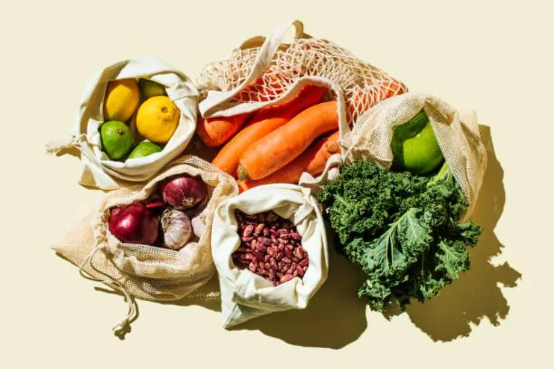 Set of reusable mesh produce bags in various sizes